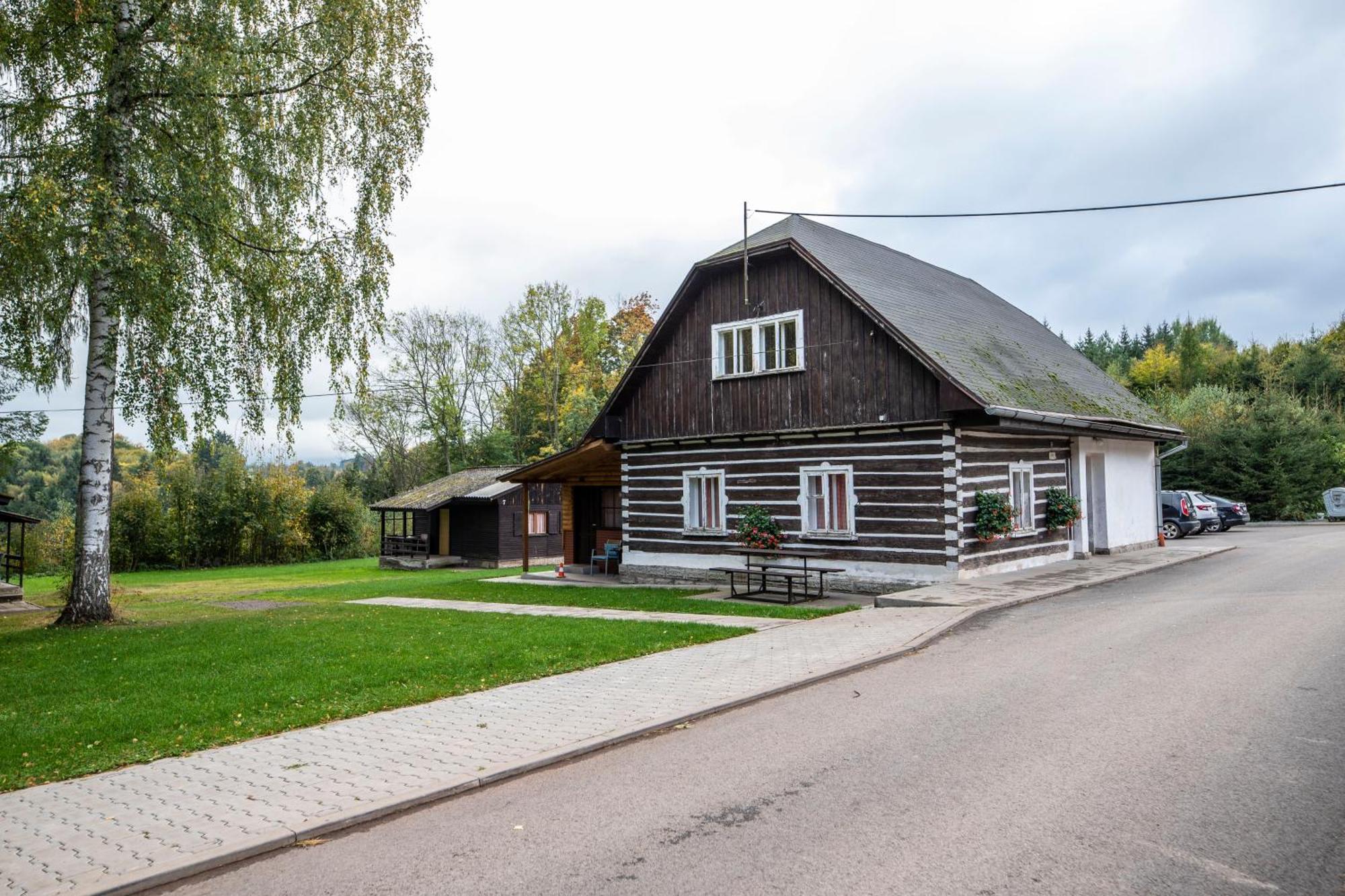 Chatovy Areal Zderina Police nad Metují Exteriör bild